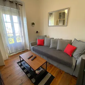 Manjericos House Appartamento Lisbona