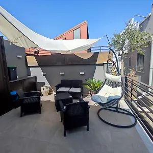 https://florica-house-city-center.taorminaitalyhotels.com